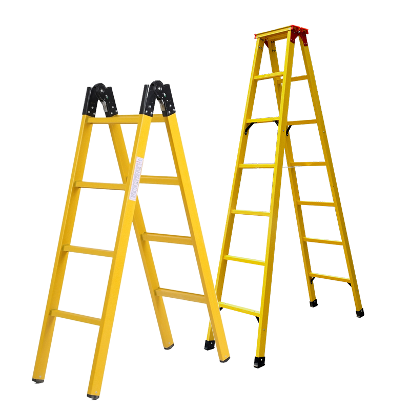 Insulated fiberglass step ladder